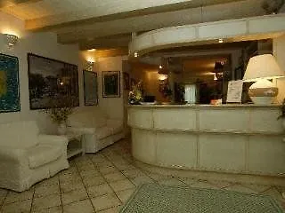 Cavour ホテル オルビア