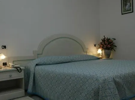 Cavour Hotel 3*